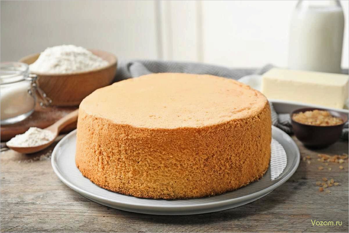 Три варианта вкуснейшего бисквита на основе сгущенки — простой, шоколадный и фруктовый
